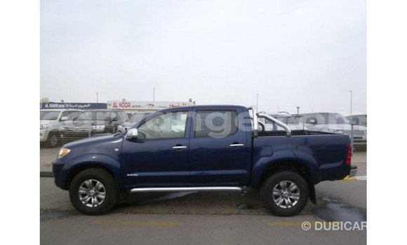 Acheter Import Voiture Toyota Hilux Bleu à Import - Dubai, Namibie Acheter Import Voiture Toyota Hilux Bleu à Import - Dubai, Namibie