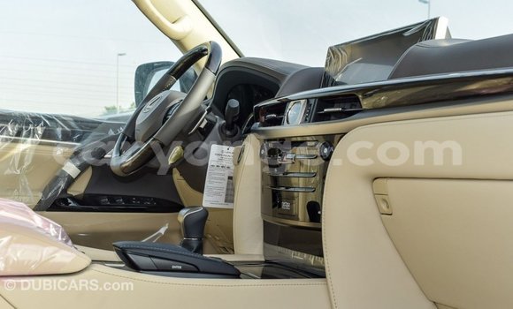 Acheter Import Voiture Lexus LX Blanc à Import - Dubai, Namibie Acheter Import Voiture Lexus LX Blanc à Import - Dubai, Namibie