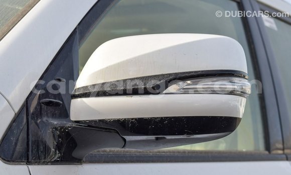 Acheter Import Voiture Lexus LX Blanc à Import - Dubai, Namibie Acheter Import Voiture Lexus LX Blanc à Import - Dubai, Namibie