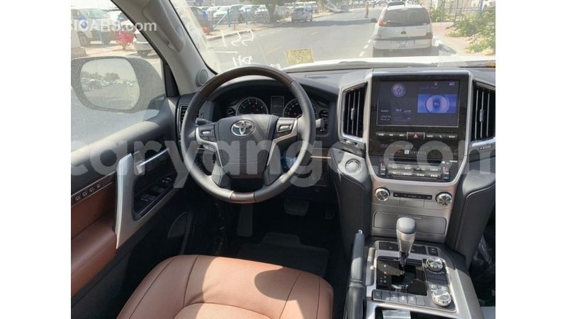 Big with watermark toyota land cruiser namibia import dubai 11442