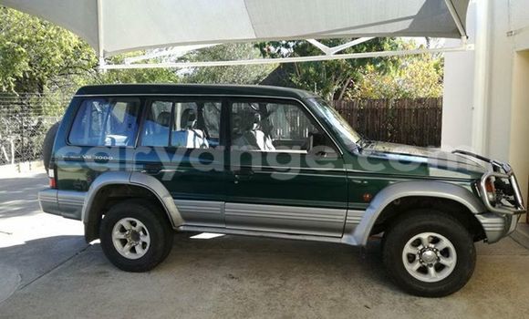 Buy Used Mitsubishi Pajero Green Car in Windhoek in Namibia