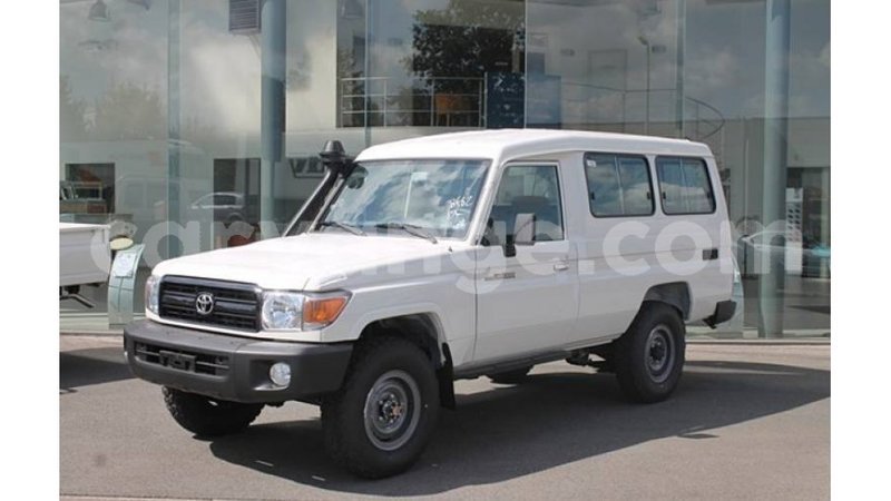 Big with watermark toyota land cruiser namibia import dubai 11450
