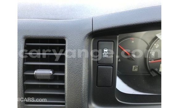 Acheter Import Voiture Toyota 4Runner Blanc à Import - Dubai, Namibie Acheter Import Voiture Toyota 4Runner Blanc à Import - Dubai, Namibie