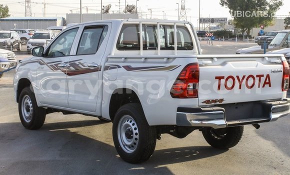 Buy Import Toyota Hilux White Car in Import - Dubai in Namibia Buy Import Toyota Hilux White Car in Import - Dubai in Namibia