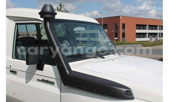 Buy Import Toyota Land Cruiser White Car in Import - Dubai in Namibia Buy Import Toyota Land Cruiser White Car in Import - Dubai in Namibia