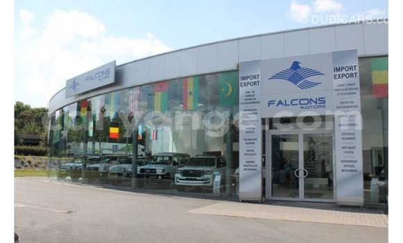 Acheter Import Voiture Toyota Hilux Blanc à Import - Dubai, Namibie Acheter Import Voiture Toyota Hilux Blanc à Import - Dubai, Namibie