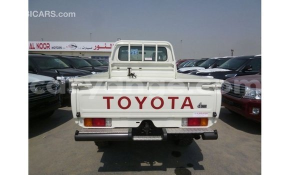 Buy Import Toyota Land Cruiser White Car in Import - Dubai in Namibia Buy Import Toyota Land Cruiser White Car in Import - Dubai in Namibia