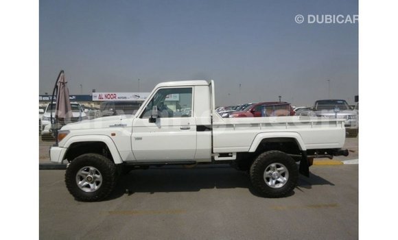 Buy Import Toyota Land Cruiser White Car in Import - Dubai in Namibia Buy Import Toyota Land Cruiser White Car in Import - Dubai in Namibia