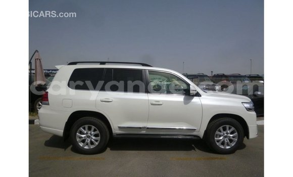 Buy Import Toyota Land Cruiser White Car in Import - Dubai in Namibia Buy Import Toyota Land Cruiser White Car in Import - Dubai in Namibia