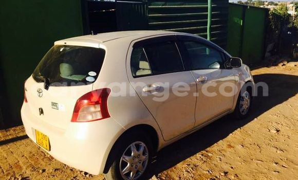 Buy Used Toyota Vitz White Car in Windhoek in Namibia Buy Used Toyota Vitz White Car in Windhoek in Namibia