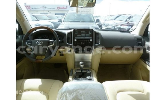 Buy Import Toyota Land Cruiser White Car in Import - Dubai in Namibia Buy Import Toyota Land Cruiser White Car in Import - Dubai in Namibia