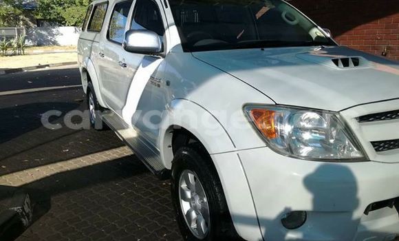 Buy Used Toyota Hilux White Car in Windhoek in Namibia Buy Used Toyota Hilux White Car in Windhoek in Namibia
