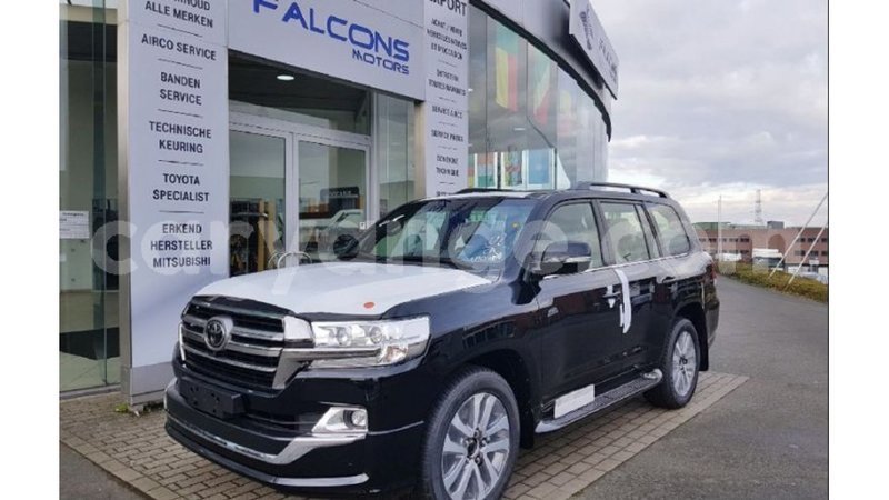 Big with watermark toyota land cruiser namibia import dubai 11497