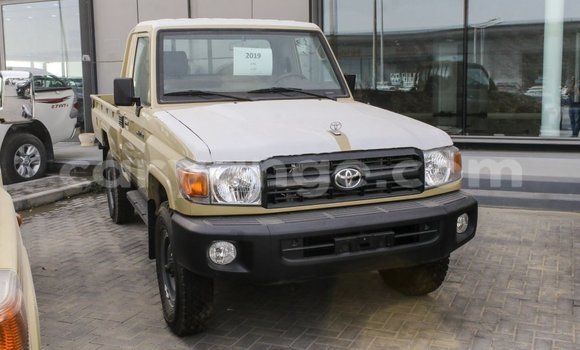 Buy Import Toyota Land Cruiser Beige Car in Import - Dubai in Namibia Buy Import Toyota Land Cruiser Beige Car in Import - Dubai in Namibia