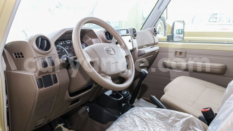 Big with watermark toyota land cruiser namibia import dubai 11499