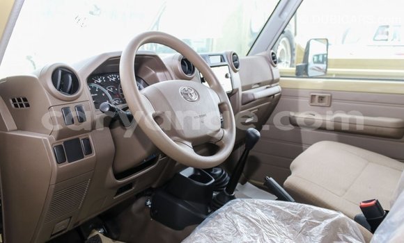 Buy Import Toyota Land Cruiser Beige Car in Import - Dubai in Namibia Buy Import Toyota Land Cruiser Beige Car in Import - Dubai in Namibia