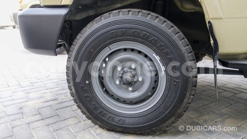 Big with watermark toyota land cruiser namibia import dubai 11499