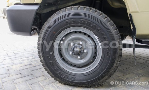 Buy Import Toyota Land Cruiser Beige Car in Import - Dubai in Namibia Buy Import Toyota Land Cruiser Beige Car in Import - Dubai in Namibia