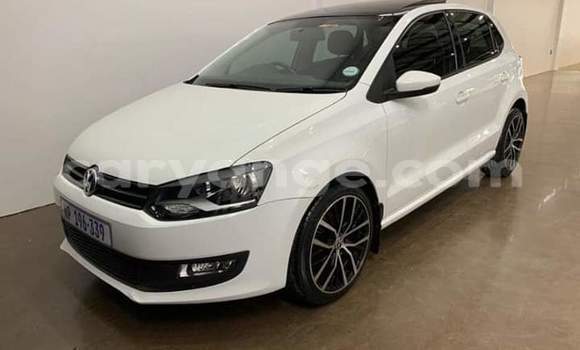 Acheter Occasion Voiture Volkswagen Polo Blanc à Windhoek, Namibie Acheter Occasion Voiture Volkswagen Polo Blanc à Windhoek, Namibie