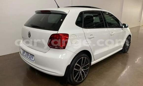 Acheter Occasion Voiture Volkswagen Polo Blanc à Windhoek, Namibie Acheter Occasion Voiture Volkswagen Polo Blanc à Windhoek, Namibie