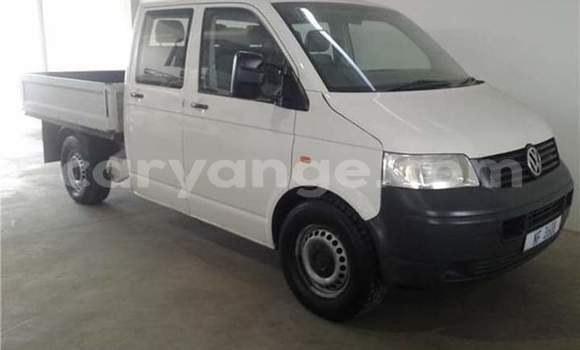 Acheter Occasion Voiture Volkswagen Transporter Blanc à Windhoek, Namibie Acheter Occasion Voiture Volkswagen Transporter Blanc à Windhoek, Namibie