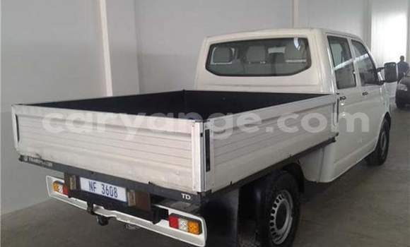 Acheter Occasion Voiture Volkswagen Transporter Blanc à Windhoek, Namibie Acheter Occasion Voiture Volkswagen Transporter Blanc à Windhoek, Namibie