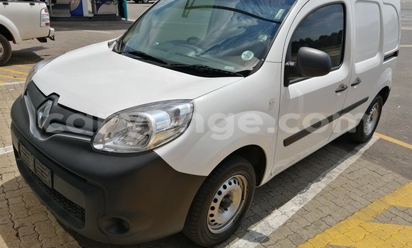 Buy Used Renault Kangoo White Car in Grootfontein in Namibia Buy Used Renault Kangoo White Car in Grootfontein in Namibia