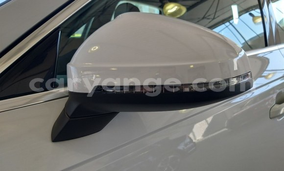 Buy Used Audi A4 White Car in Karasburg in Karas Buy Used Audi A4 White Car in Karasburg in Karas