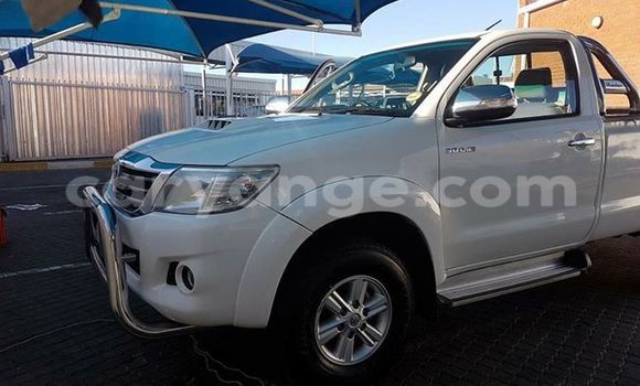 Buy Used Toyota Hilux White Car in Windhoek in Namibia Buy Used Toyota Hilux White Car in Windhoek in Namibia