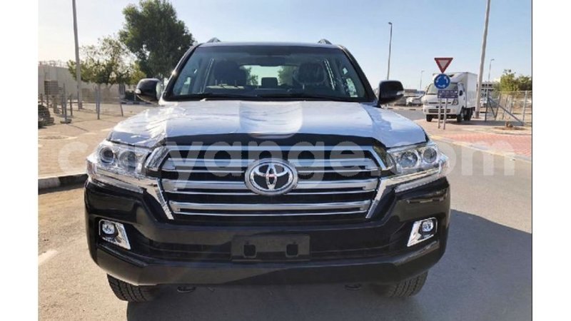Big with watermark toyota land cruiser namibia import dubai 11541