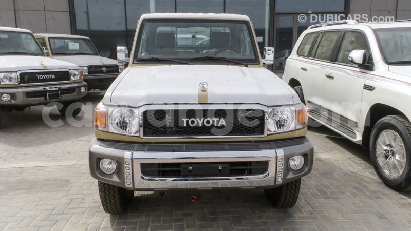 Big with watermark toyota land cruiser namibia import dubai 11548