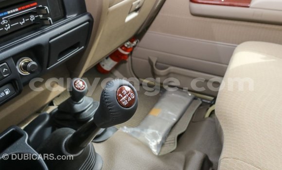 Buy Import Toyota Land Cruiser Beige Car in Import - Dubai in Namibia Buy Import Toyota Land Cruiser Beige Car in Import - Dubai in Namibia