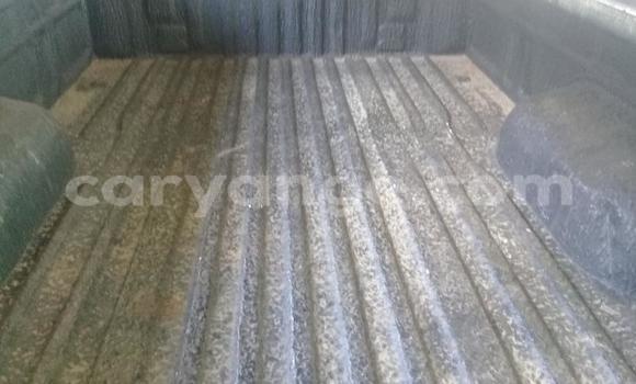 Acheter Occasion Voiture Toyota Hilux Blanc à Windhoek, Namibie Acheter Occasion Voiture Toyota Hilux Blanc à Windhoek, Namibie