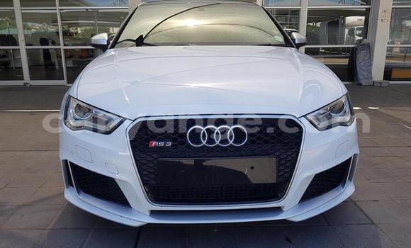 Acheter Occasion Voiture Audi RS3 Blanc à Windhoek, Namibie Acheter Occasion Voiture Audi RS3 Blanc à Windhoek, Namibie