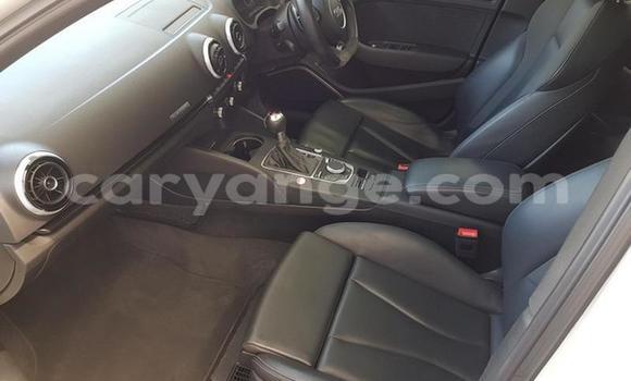 Acheter Occasion Voiture Audi RS3 Blanc à Windhoek, Namibie Acheter Occasion Voiture Audi RS3 Blanc à Windhoek, Namibie