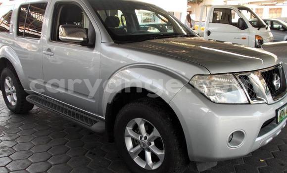 Acheter Occasion Voiture Nissan Pathfinder Gris à Windhoek, Namibie Acheter Occasion Voiture Nissan Pathfinder Gris à Windhoek, Namibie