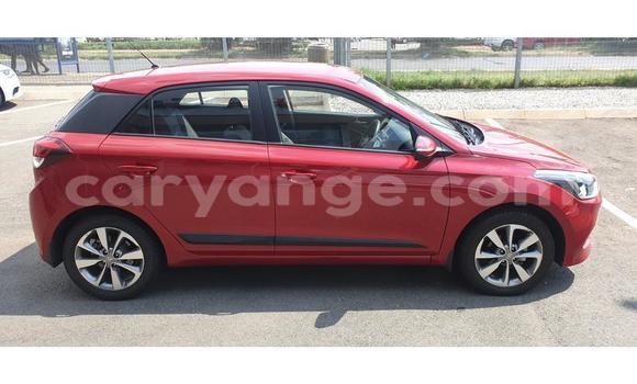 Acheter Occasion Voiture Hyundai I20 Rouge à Windhoek, Namibie Acheter Occasion Voiture Hyundai I20 Rouge à Windhoek, Namibie