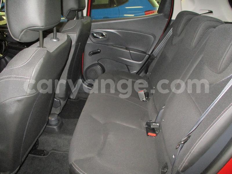 Big with watermark renault clio namibia windhoek 11558