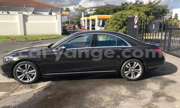 Acheter Occasion Voiture Mercedes-Benz S–Class Noir à Windhoek, Namibie Acheter Occasion Voiture Mercedes-Benz S–Class Noir à Windhoek, Namibie
