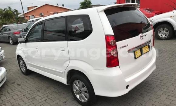 Acheter Occasion Voiture Toyota Avanza Blanc à Windhoek, Namibie Acheter Occasion Voiture Toyota Avanza Blanc à Windhoek, Namibie