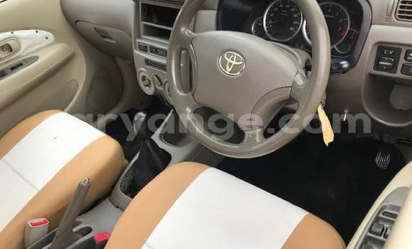 Acheter Occasion Voiture Toyota Avanza Blanc à Windhoek, Namibie Acheter Occasion Voiture Toyota Avanza Blanc à Windhoek, Namibie