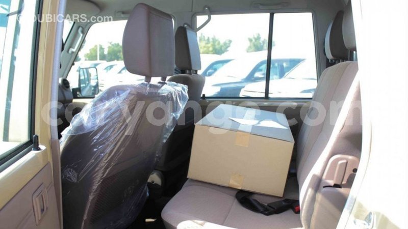 Big with watermark toyota land cruiser namibia import dubai 11570