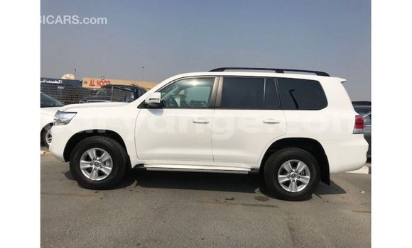 Buy Import Toyota Land Cruiser White Car in Import - Dubai in Namibia Buy Import Toyota Land Cruiser White Car in Import - Dubai in Namibia