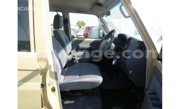 Buy Import Toyota Land Cruiser Beige Car in Import - Dubai in Namibia Buy Import Toyota Land Cruiser Beige Car in Import - Dubai in Namibia