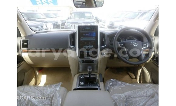 Buy Import Toyota Land Cruiser White Car in Import - Dubai in Namibia Buy Import Toyota Land Cruiser White Car in Import - Dubai in Namibia