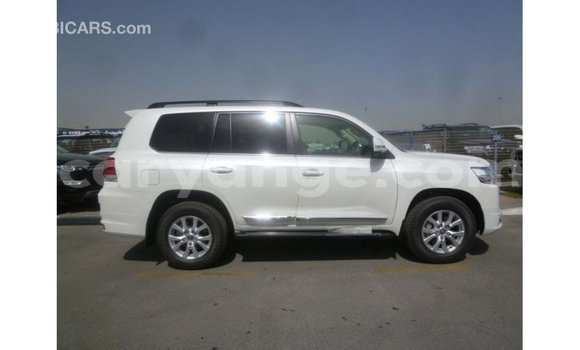 Buy Import Toyota Land Cruiser White Car in Import - Dubai in Namibia Buy Import Toyota Land Cruiser White Car in Import - Dubai in Namibia