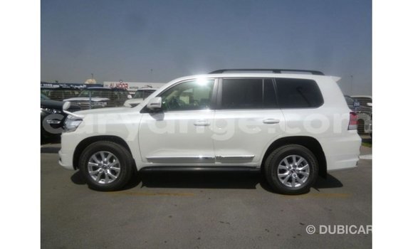 Buy Import Toyota Land Cruiser White Car in Import - Dubai in Namibia Buy Import Toyota Land Cruiser White Car in Import - Dubai in Namibia