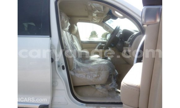 Buy Import Toyota Land Cruiser White Car in Import - Dubai in Namibia Buy Import Toyota Land Cruiser White Car in Import - Dubai in Namibia