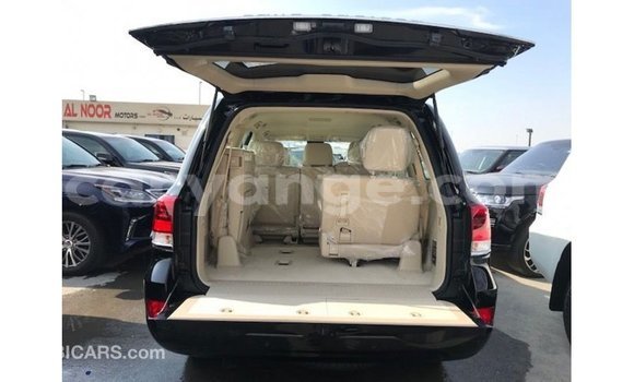 Buy Import Toyota Land Cruiser Black Car in Import - Dubai in Namibia Buy Import Toyota Land Cruiser Black Car in Import - Dubai in Namibia