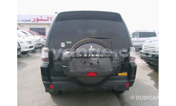Acheter Import Voiture Mitsubishi Pajero Noir à Import - Dubai, Namibie Acheter Import Voiture Mitsubishi Pajero Noir à Import - Dubai, Namibie